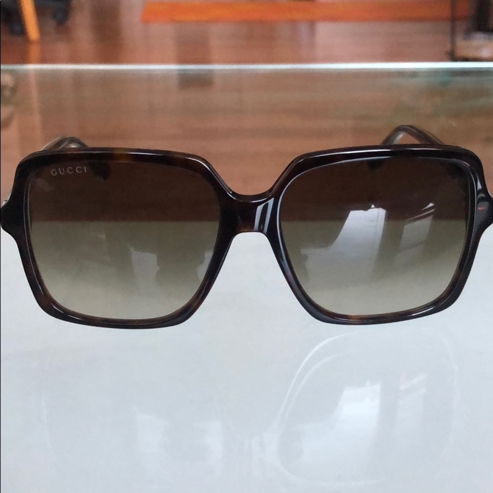 NWT Authentic Gucci Sunglasses